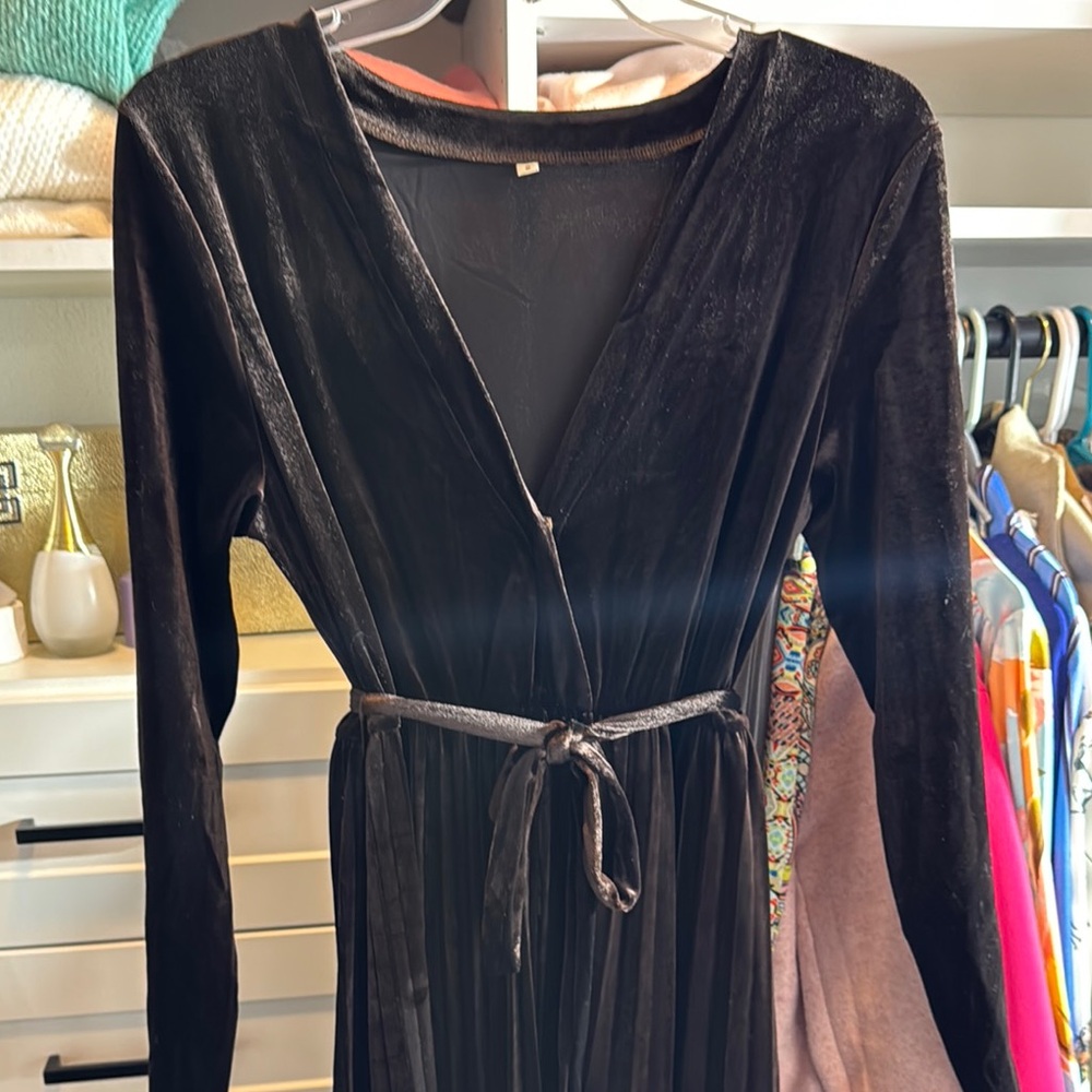 Brown Long Sleeve V-Neck Sheath Dress